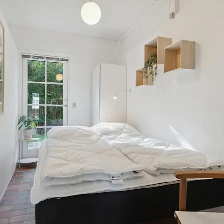 3 Bedroom Awesome In بيت للعطل