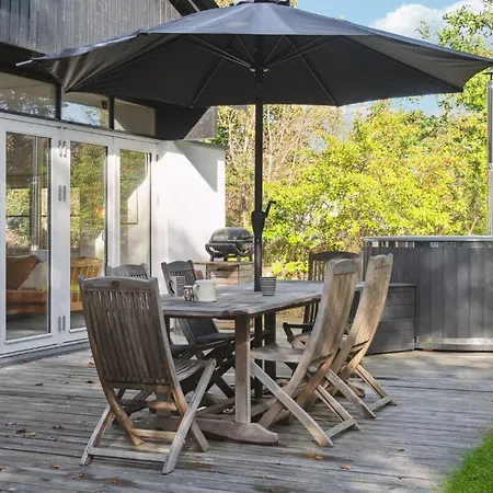3 Bedroom Awesome In * Vestervig