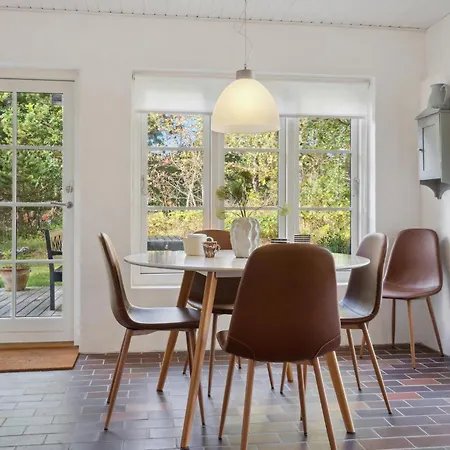 3 Bedroom Awesome In بيت للعطل *