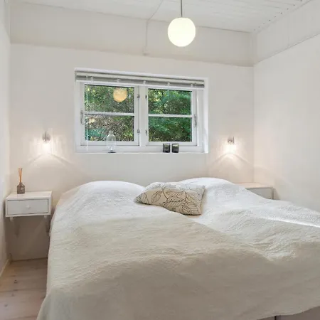 بيت للعطل 3 Bedroom Awesome In *